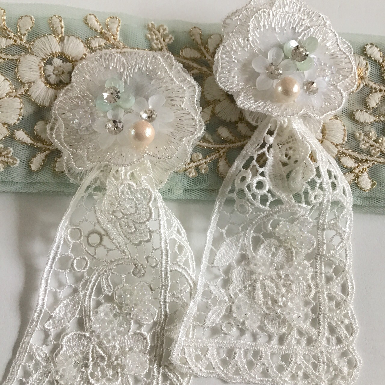 【オーガンジーレースのearring ‪】イヤリング　お花　ウエディング　ブライダル　結婚式438