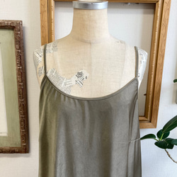 促銷價★最舒服的內衣❤️彈力緞面襯裙連身裙橄欖色（尺寸L） 第4張的照片