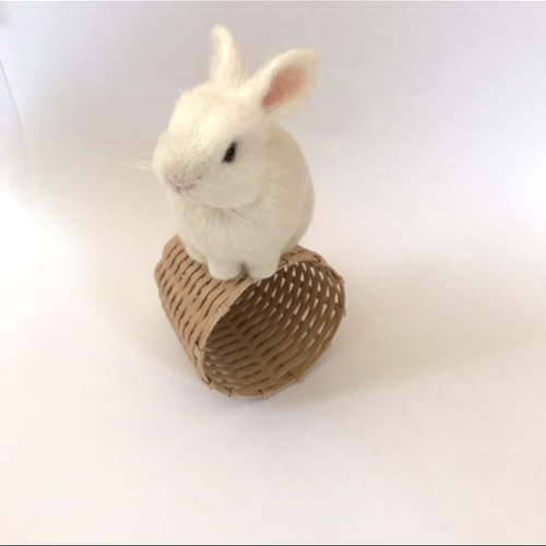 羊毛フェルト うさぎ ネザーランド・ドワーフ ハンドメイド ぽぽ 羊毛フェルトうさぎのぽんぽんバッグチャーム(ネザーランド
