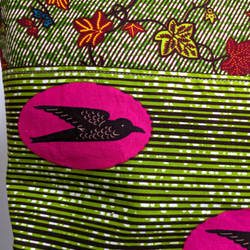 アフリカ布  秋色ツバメとグリーンリーフ トートバッグ ハンドバッグ 3枚目の画像