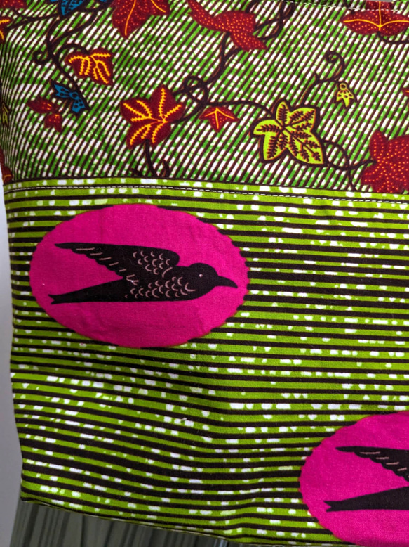 アフリカ布  秋色ツバメとグリーンリーフ トートバッグ ハンドバッグ 3枚目の画像