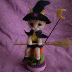 羊毛フェルト ハンドメイド☆子猫ちゃんの魔法使い☆ item