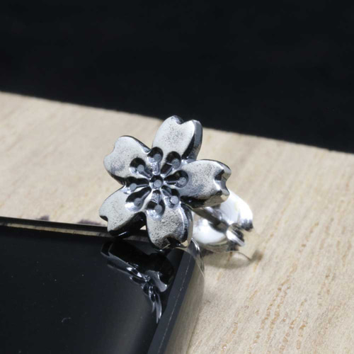 ピアス メンズ : シルバー 桜 ピアス 1ヶ イヤリング 片耳 シングル