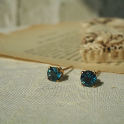 14KGFスタッズピアス】宝石質 ロンドンブルートパーズ 4㎜ ピアス