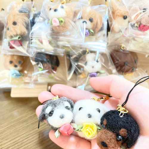 羊毛フェルト ヨークシャテリア ストラップ