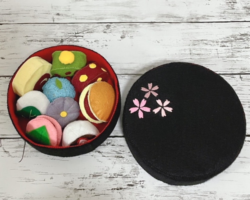 ★オーダーページ★羊毛フェルト製 和菓子4点セット【匿名配送】 ☆オーダーページ☆羊毛フェルト製 和菓子4点セット【匿名配送】