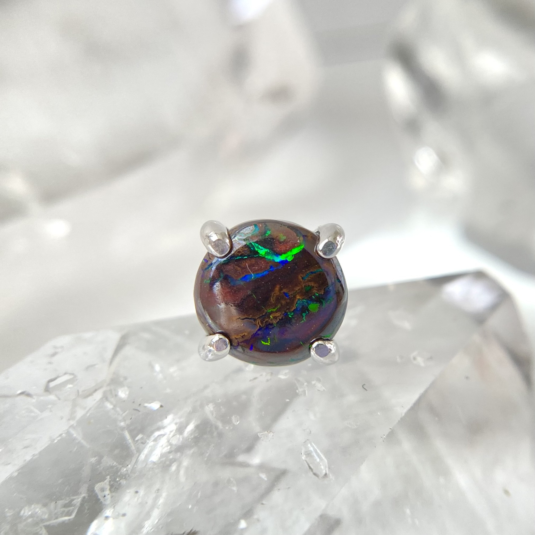 オパール ピアス オーストラリア産 オーストラリア オパール ピアス 0.28ct 0.29ct / K18WG | Merak