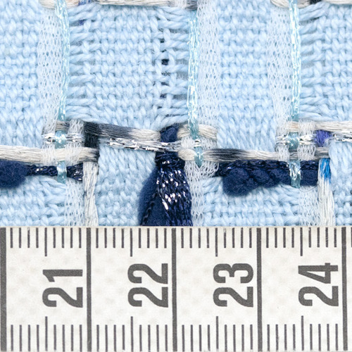 新商品！イギリスより『リントン社 シャネル・ツイード 水色系』～136