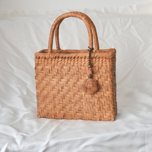 山葡萄バッグ　網代編み　巾着　山葡萄かごバッグ 山葡萄手編みカゴバッグ（巾着セット）：網代編み