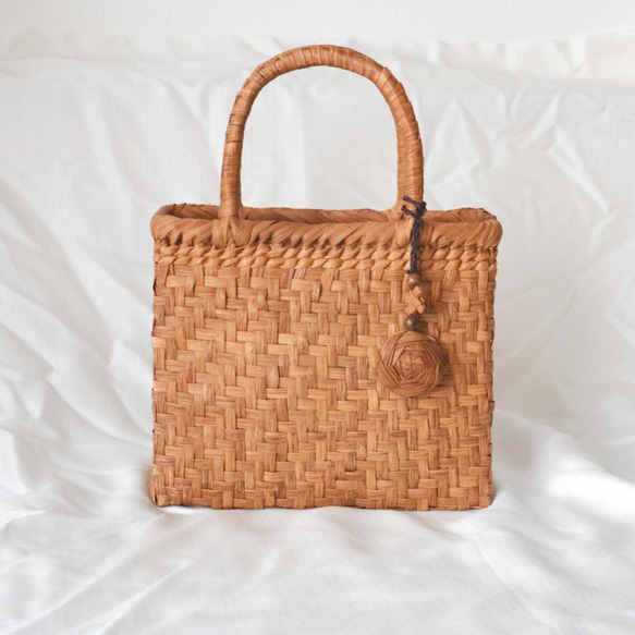 即発送 山葡萄 手編 かご バッグ 巾着と中布付き 母の日 網代