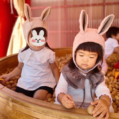 はむたぬき様オーダー　うさ耳帽子　羊ボンネット うさ耳ボンネット 帽子 子ども用 ベビー用 編み物 冬 ひつじ