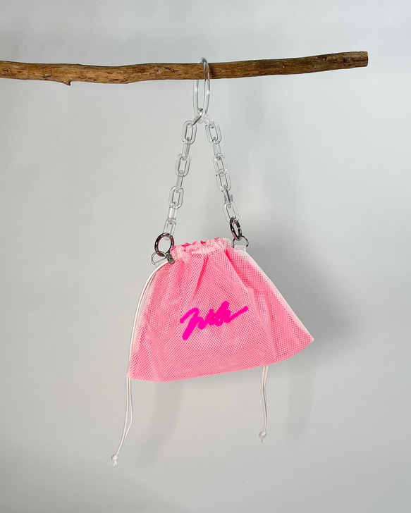 wiLc mesh KINCHAKU Bag (neon pink)　※チェーン別売り 1枚目の画像
