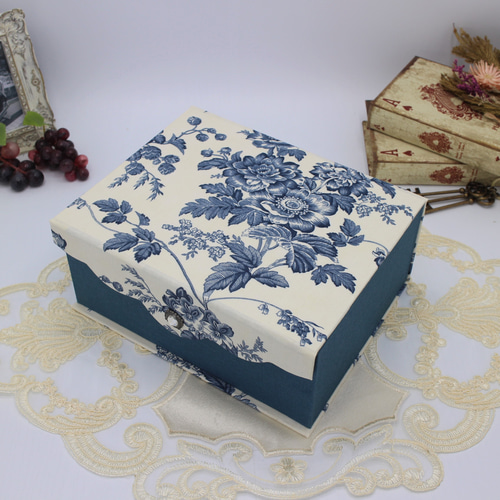 カルトナージュ♪ マグネット蓋つきマルチ収納ボックス （Moda GARDEN