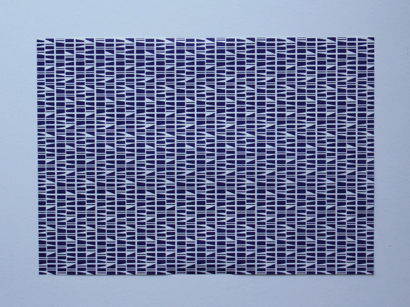 和風幾何学の包装紙（紺）　A4サイズ（8枚入り）デザインペーパー　ラッピングペーパー 3枚目の画像