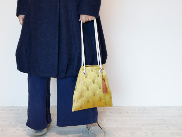 FUJIYAMA 手拿包 裝飾藝術黃色 2WAY 簡約手拿包，可肩背或斜挎 第7張的照片