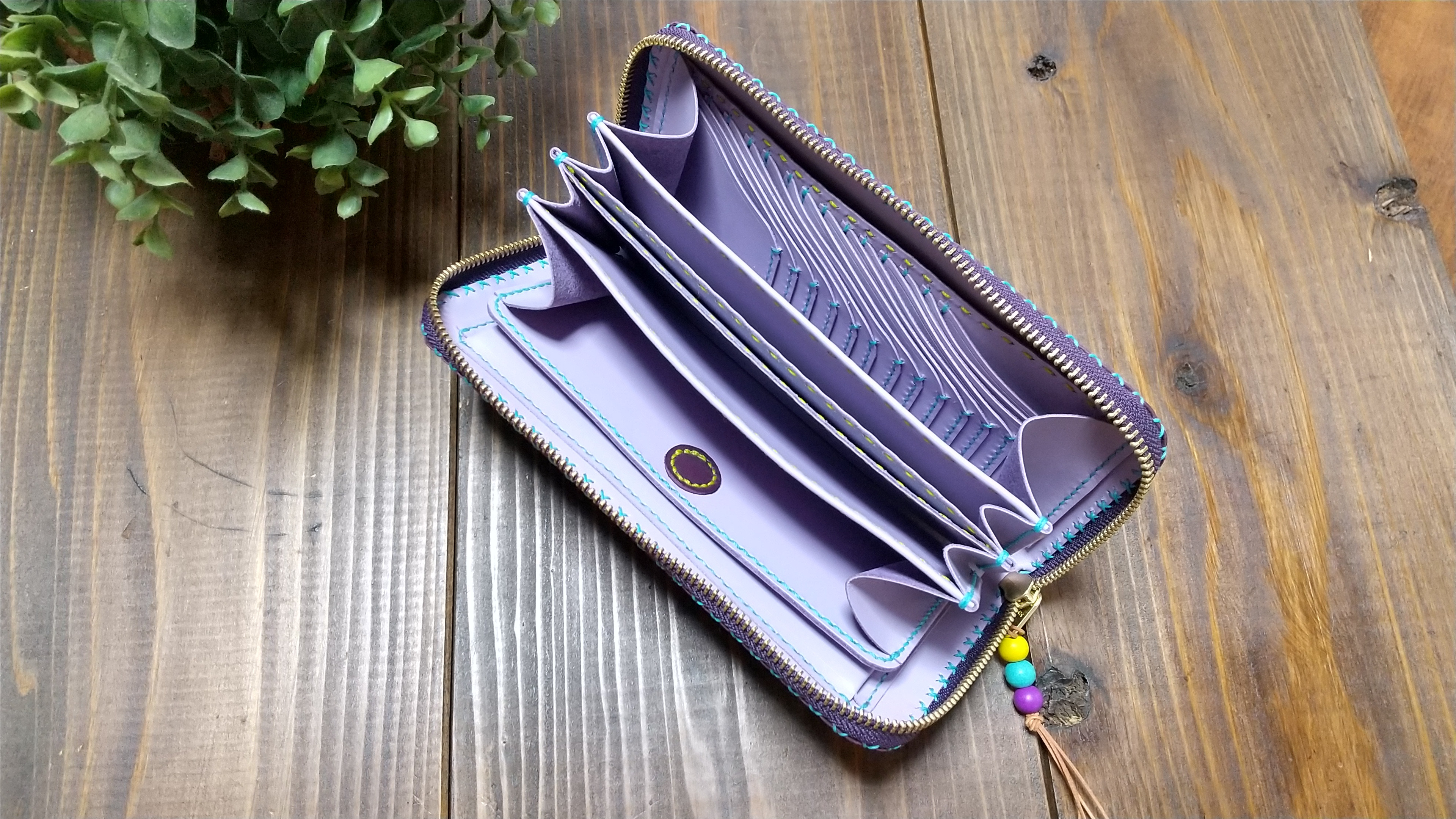 ラベンダー フラップ長財布 未使用　ミアン　LUPINUS