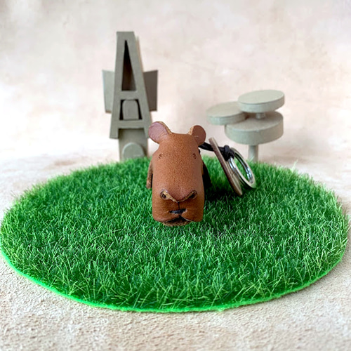ハンドメイド/動物チャーム どうぶつの森～カピバラ～ 本革植物タンニンなめしキーホルダー