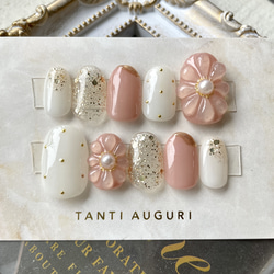 ぷっくりフラワーネイル⸜ ෆ ⸝‍ 大人可愛い 上品 振袖成人式結婚式