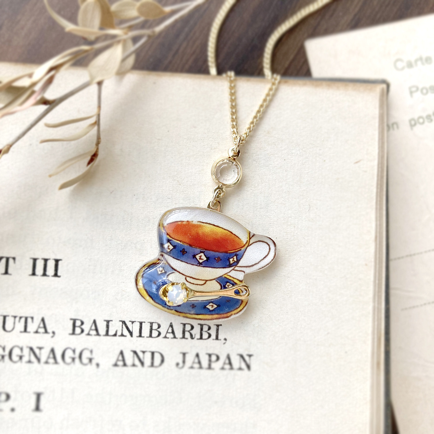 Breakfast teacup necklace｜朝食のティーカップネックレス〔紅茶