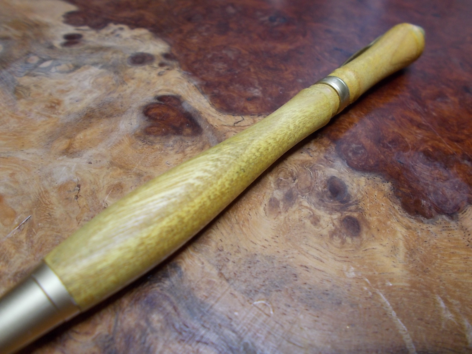 やまうるしの木　フリクションボールペン！(ジェットストリームやクロスタイプ軸も使用可)　手作り品　プレゼントに！