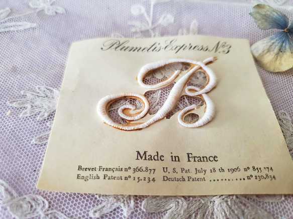 フランスアンティーク　Plumetis-Express 刺繍イニシャルシート "B" No.3 2枚目の画像