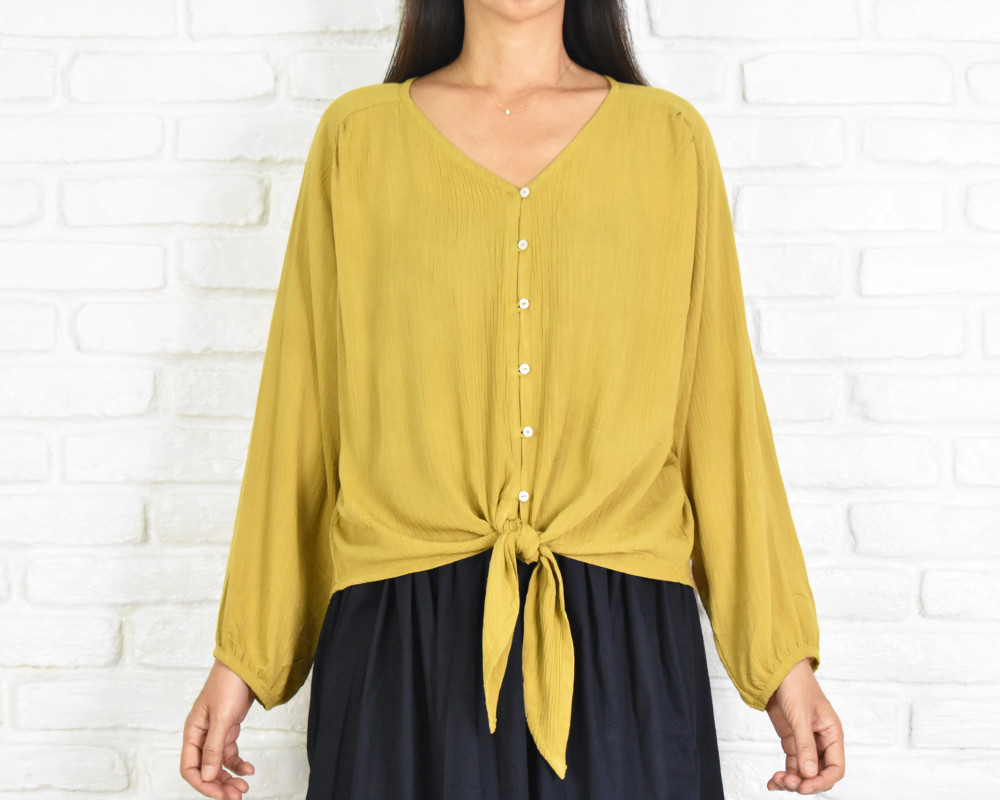 大人のゆるカワな前結びトップス　ハニー