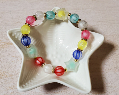 カラフルハンドメイドブレスレット 14c023afc6e0347c4182e6c1e76df7