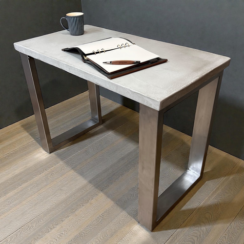 モルタル×アイアンテーブルB 机・デスク tumugu-kobo 通販 14689177