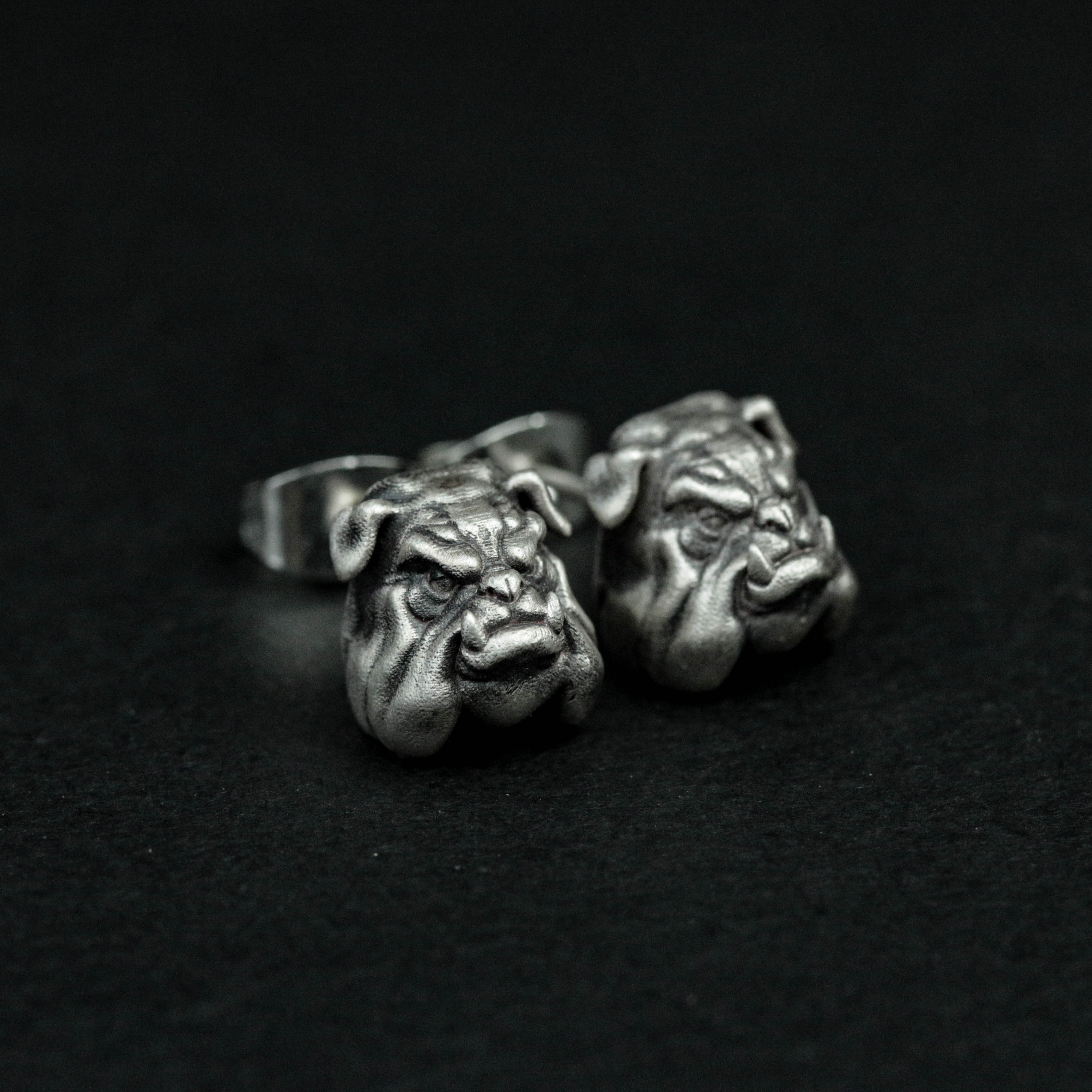 スターリングシルバー犬の頭のスタッドのイヤリング、犬の頭のスタッドのイヤリング、動物のスタッドのイヤリング - 手作り