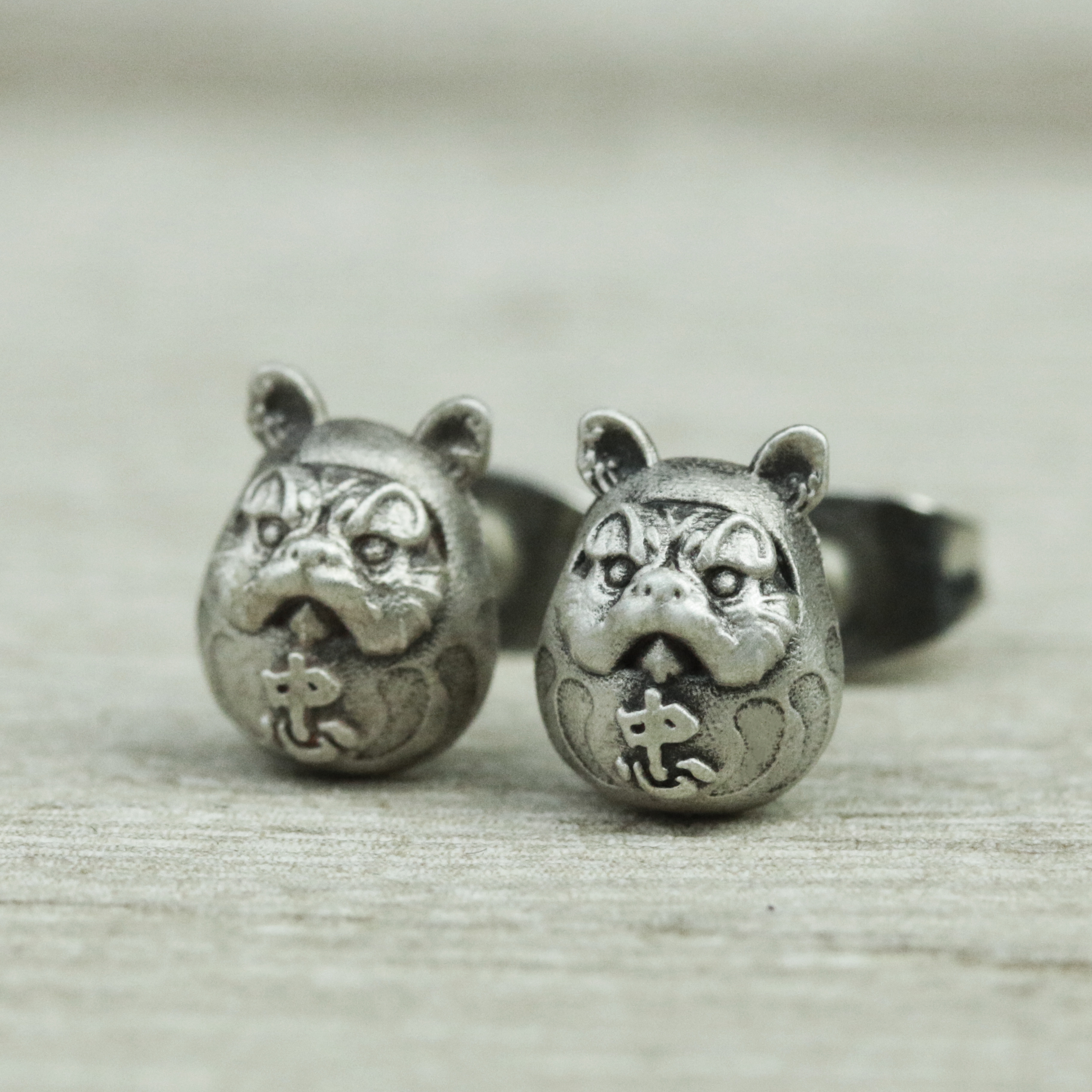 シルバーラッキーピアス ダルマエッグピアス グッドラックピアス 職人が作った 5,904円