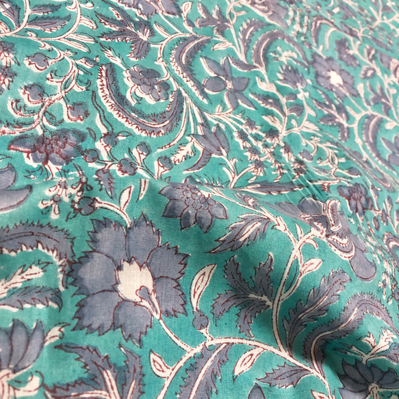 [50cm單位]藍色深藍色灰色花朵印度手工塊印花織物紡織品 第5張的照片