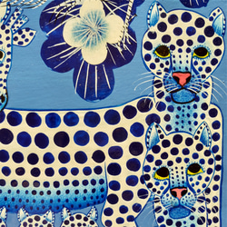 アフリカ絵画『 Light blue leo fam & giraffe 』by Zuberi 30*40cm 3枚目の画像