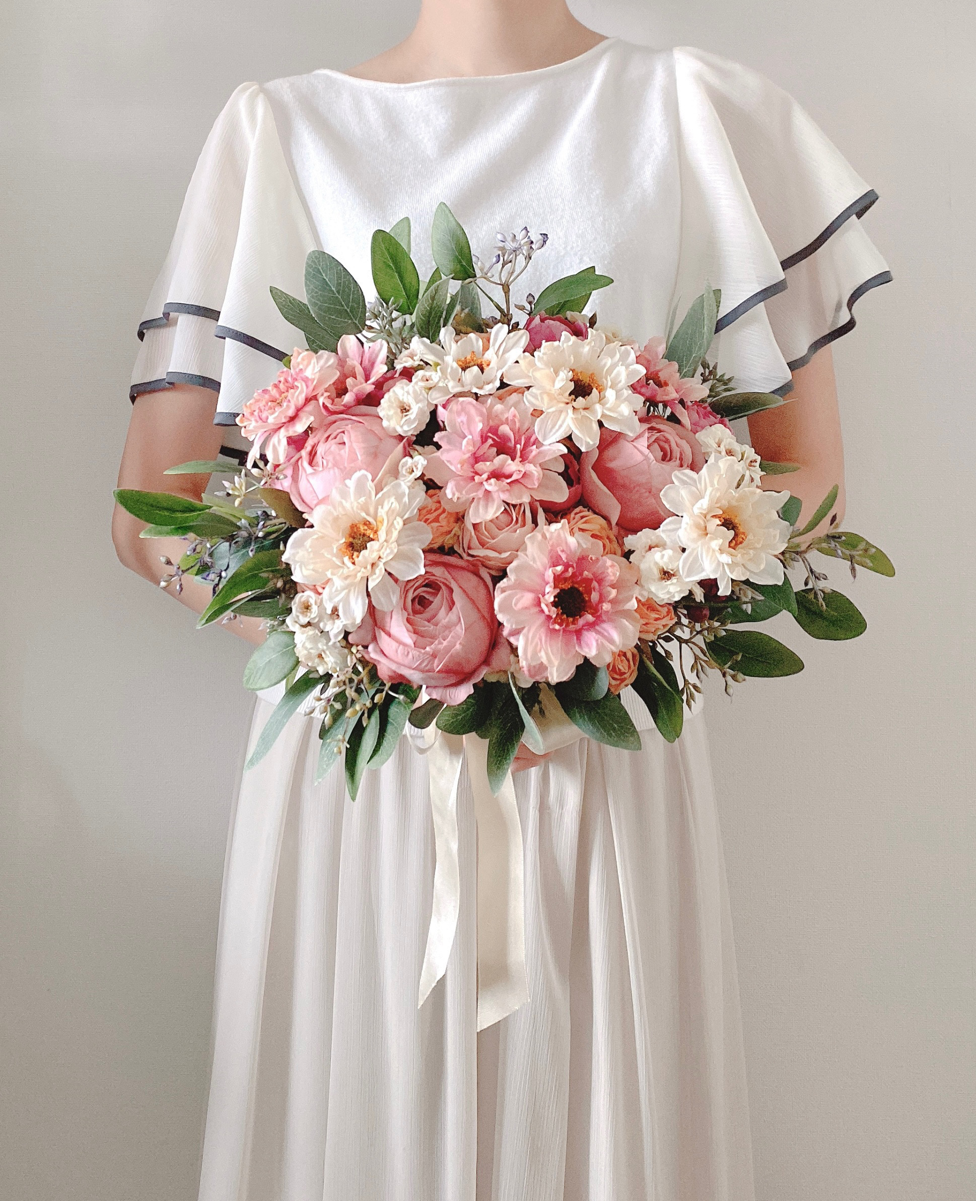 デイジーとローズのアーティフィシャルフラワーブーケ【結婚式