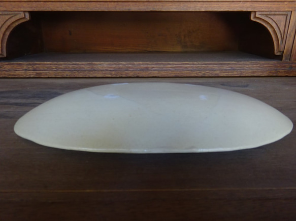 『モダン加飾楕円皿26㎝』パスタ皿カレー皿サンマ皿盛り皿 3枚目の画像