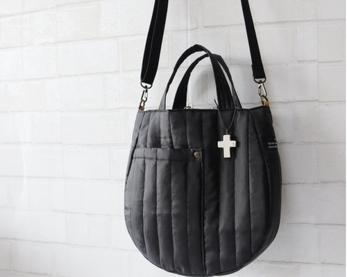 まんまるポシェット＊ストライプキルト×ブラック ポシェット Bii