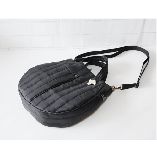 まんまるポシェット＊ストライプキルト×ブラック ポシェット Bii