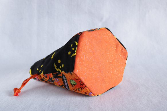 ハロウィンのヘキサゴン巾着袋（オレンジ） 5枚目の画像