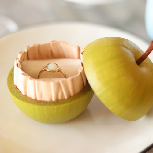 リンゴ工房 特集掲載 多数! / おひとり様2点まで / 受注生産】『丘の