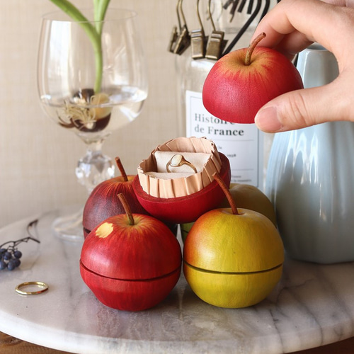 革パティシエseries【革りんご】プロポーズリングケース・小物入れ