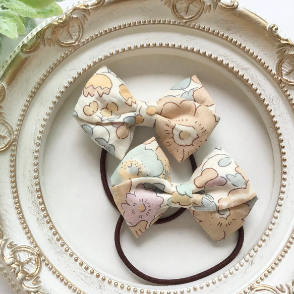 リバティ ベッツィ ヘアゴム