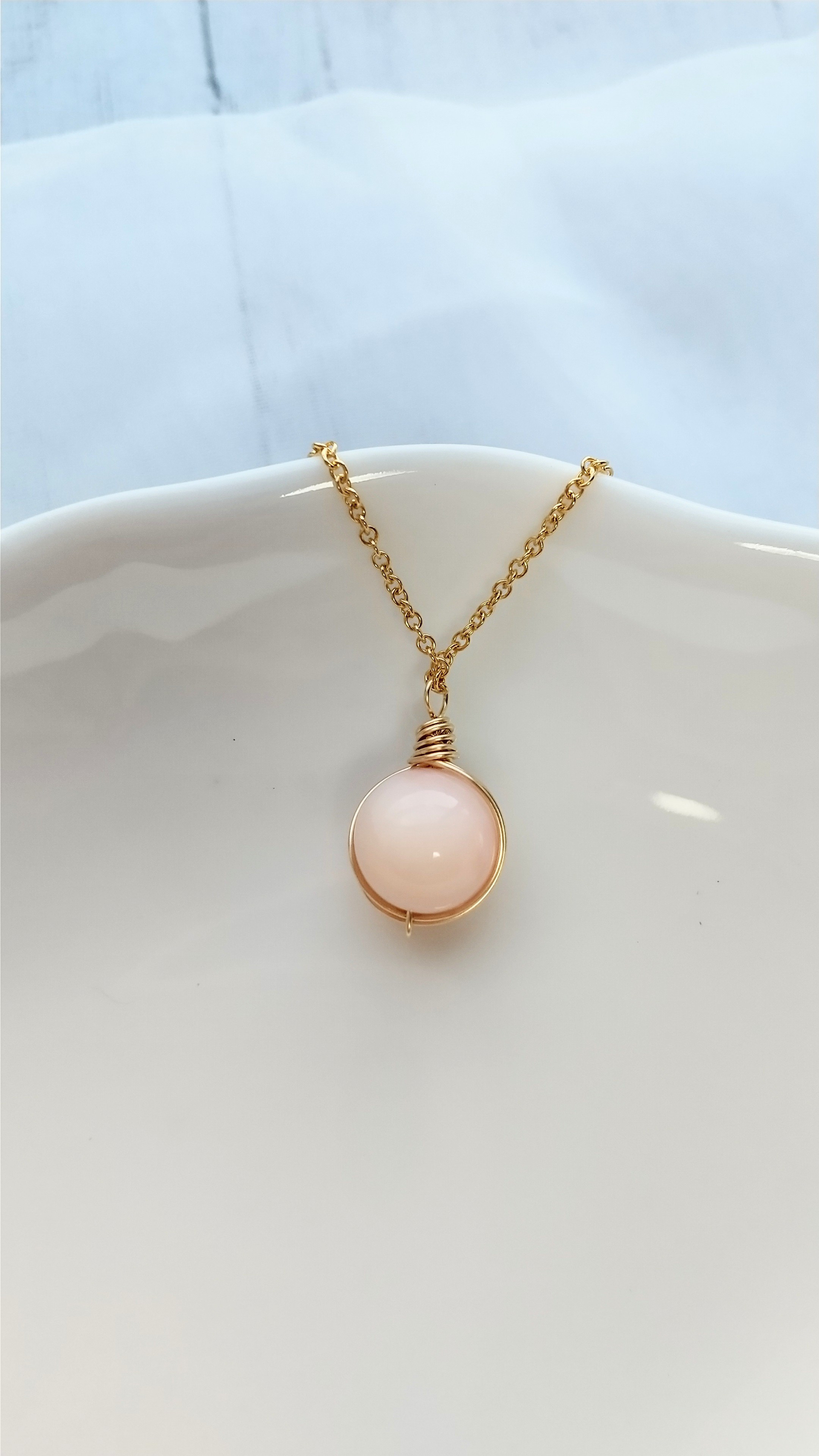 14kgf ～更年期障害の緩和に、縁を結ぶ石～　ピンクオパールのネックレス　40ｃｍ