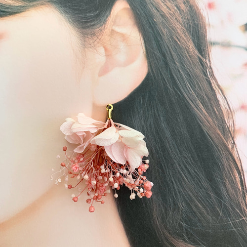 【ファッション通販】 桜×かすみそう】 ドライフラワー ピアス・イヤリング ブライダル イヤリング・ノンホールピアス