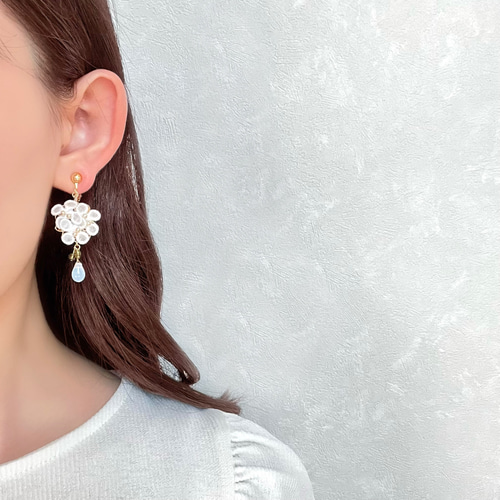 秋香る銀木犀ピアス/イヤリング (受注生産/オーガンジー刺繍/花