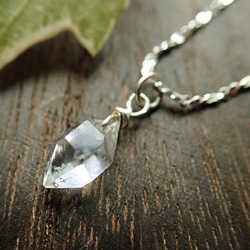 ハーキマーダイヤモンドのシルバーネックレス 2枚目の画像