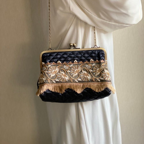 Creema限定】 がま口 ショルダーバッグ インド刺繍リボン サテン