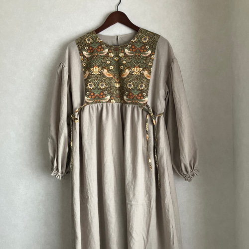 【国内正規総代理店アイテム】 おとな服・長袖】ウィリアムモリス ぽわん袖ワンピース ワンピース