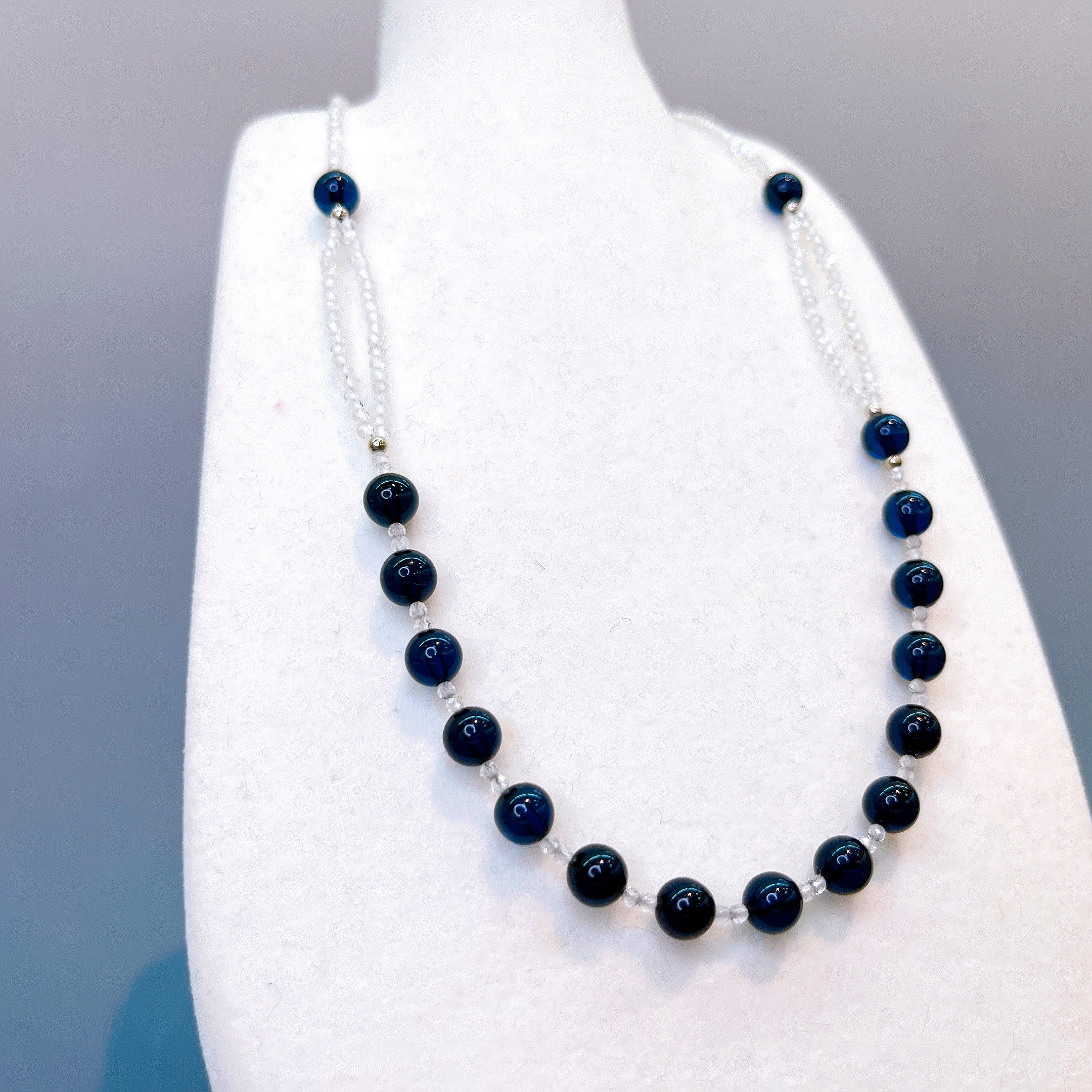 ✩ブルー琥珀ネックレス✩