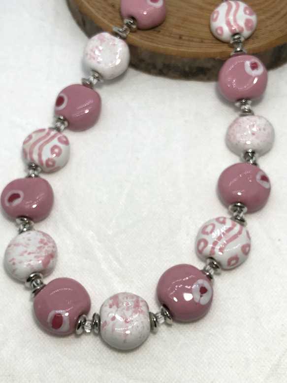 【Kazuri Beads】セラミック ネックレス （ピンク） 2枚目の画像
