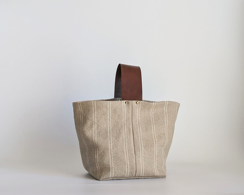 6475ef2e0c1884e7877fed4160783a