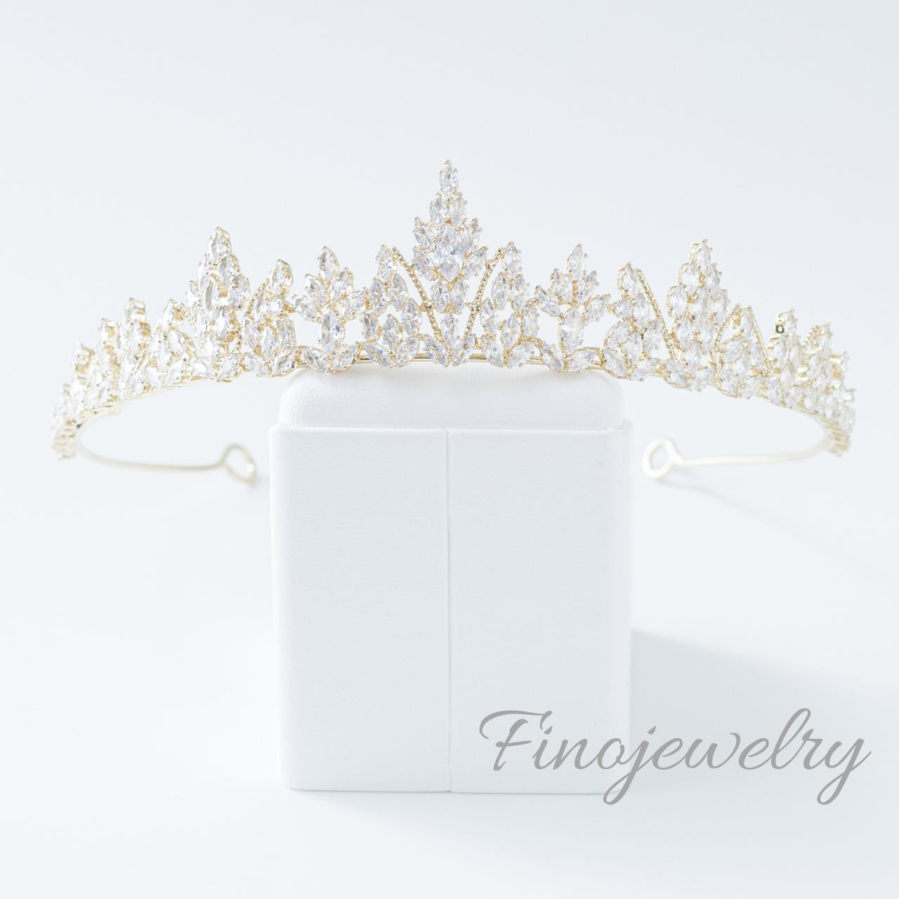 【動画あり・送料無料・SpecialBox付】T012 ティアラ 8,316円